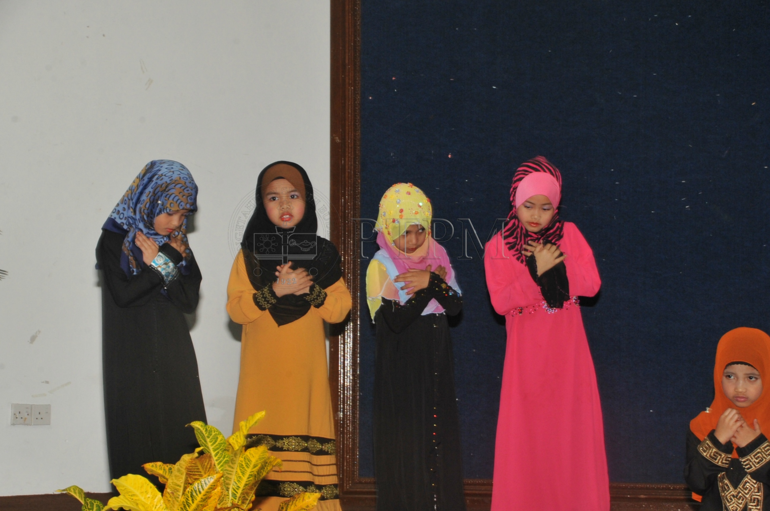 PRO 14 109 HIJRAHPRO 8496